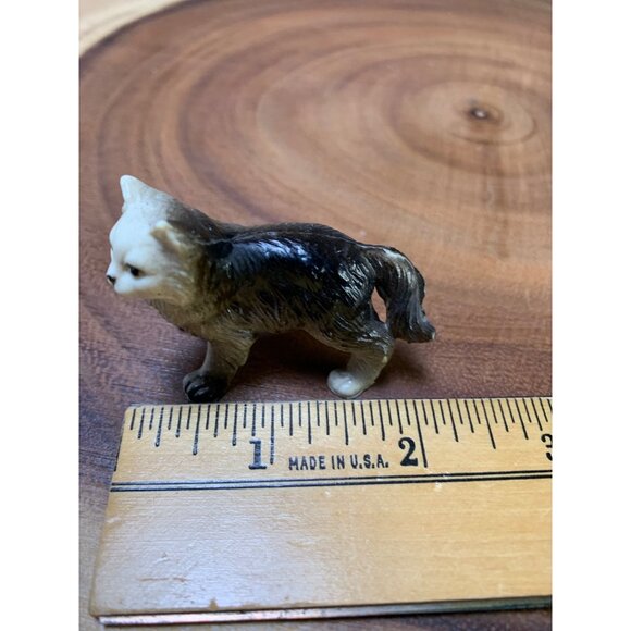 Vintage Miniature Hard Plastic Black & White Cat Figurine Collectible Decor - Picture 8 of 10